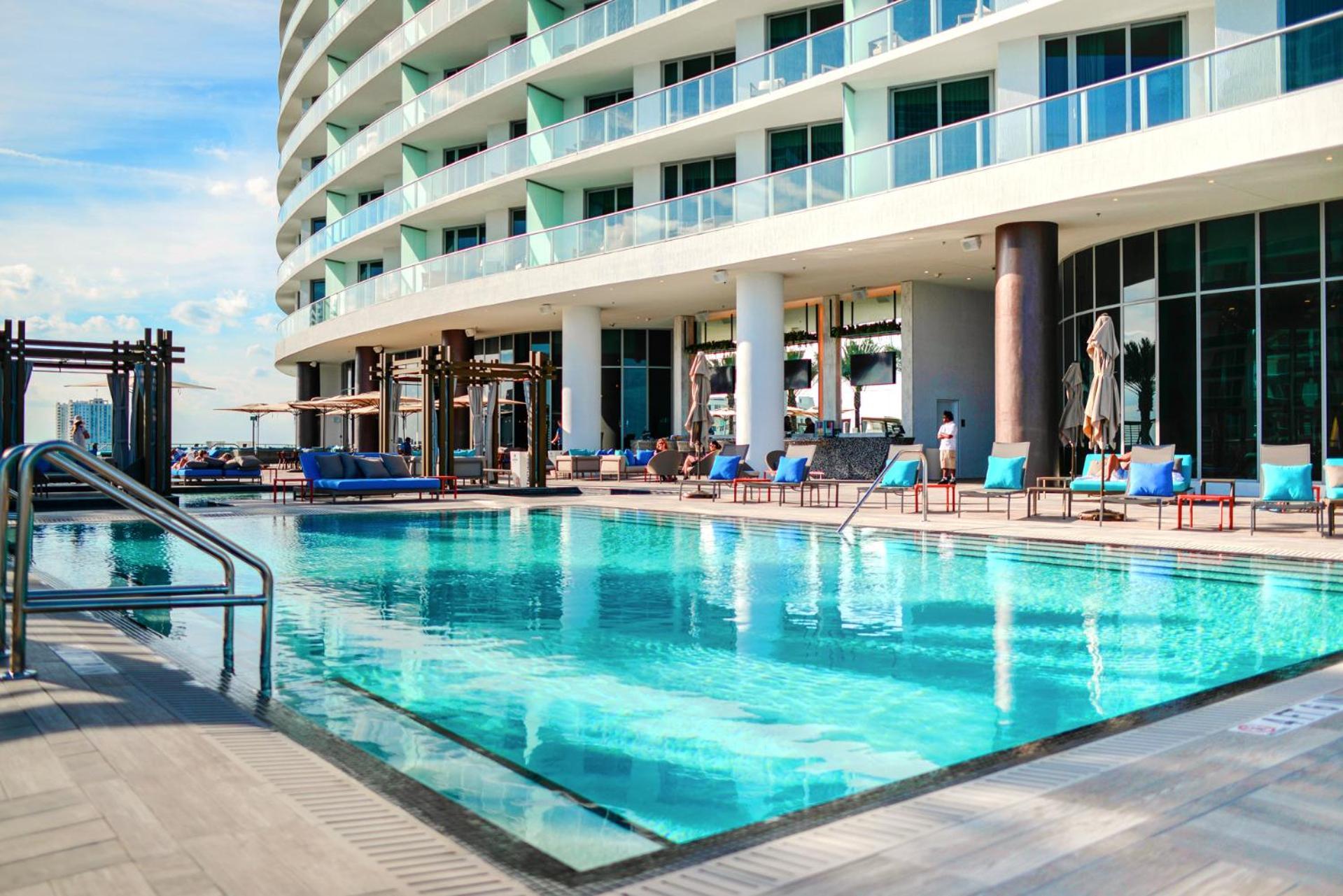 Amazing Oceanfront Views From 24th Floor! Apartamento *