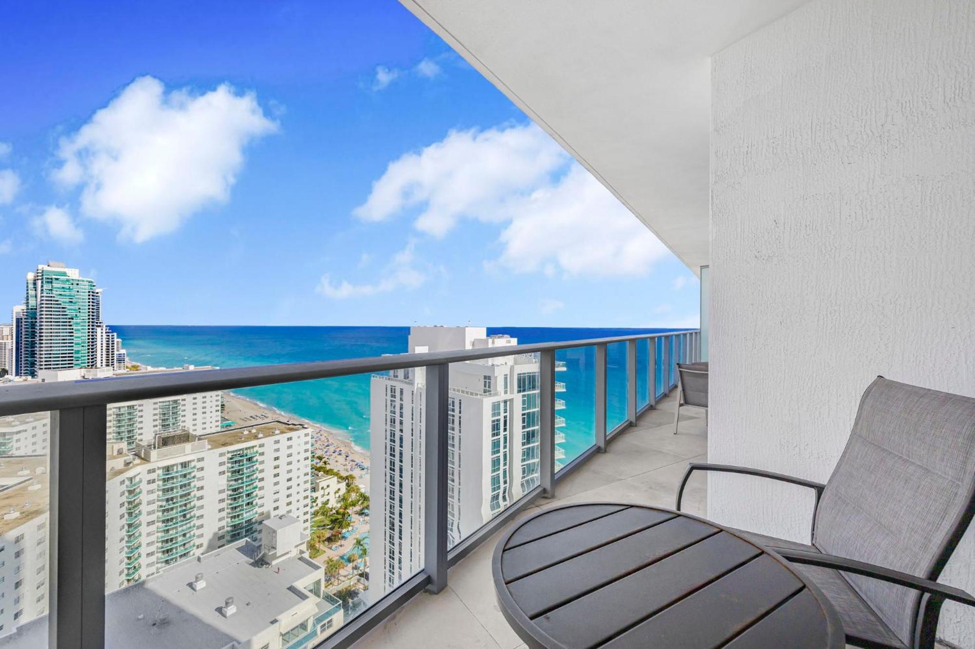 Apartamento Amazing Oceanfront Views From 24th Floor! *